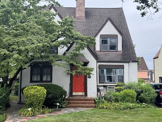 112-26 176th St, Jamaica, NY 11433