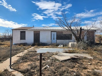 512 A Ave, Grandfalls, TX 79742