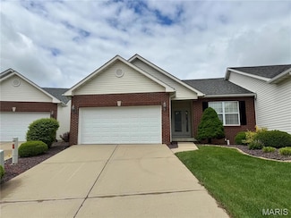3249 Colby Ct, Belleville, IL 62226