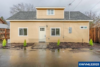 522 Gerth St NW, Salem, OR 97304