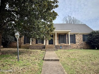 8488 Chesterfield Dr, Southaven, MS 38671