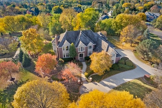36W509 Michael Ct, Saint Charles, IL 60175