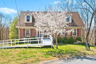 1014 Dominion Dr, Clarksville, TN 37042