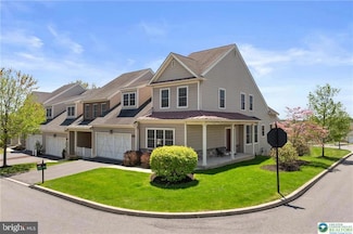 5543 Briar Ln, Whitehall, PA 18052