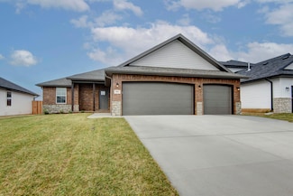 842 S Parkside Cir Unit Lot 135, Nixa, MO 65714