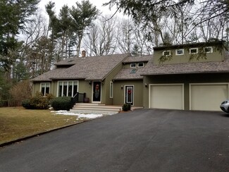 4 Pocohontas Way, Mattapoisett, MA 02739