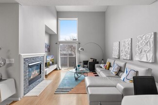 649 Kingfisher Ln Unit G, Woodbury, MN 55125