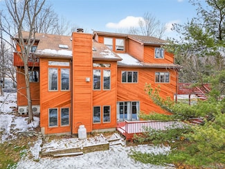 254 Orrs Mills Rd, New Windsor, NY 12553