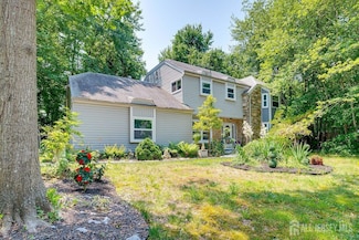 47 Victorian Dr, Old Bridge, NJ 08857