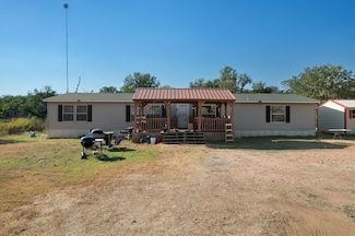 1672 Farm To Market Road 2104, Paige, TX 78659