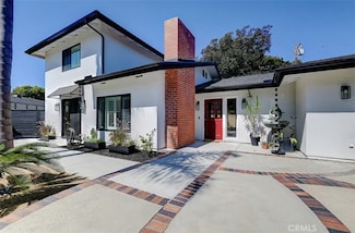 380 Mira Loma Place, Costa Mesa, CA 92627