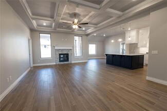 11608 Grace Blvd, Yukon, OK 73099