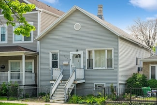 539 W 43rd Place, Chicago, IL 60609