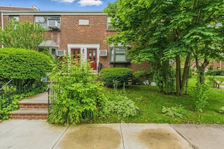 199-44 19th Ave Unit 1-34, Whitestone, NY 11357