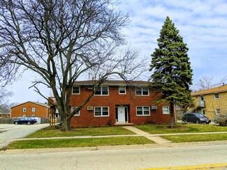 206 W Shelbourne Dr, Normal, IL 61761