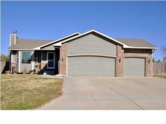 6968 N Grove St, Park City, KS 67219