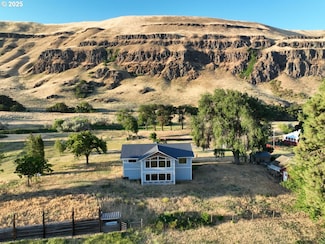820 Biggs Rufus Hwy, Rufus, OR 97050