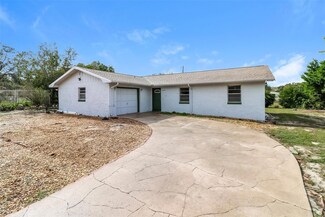 1948 Oakland Park Dr, Lake Wales, FL 33898