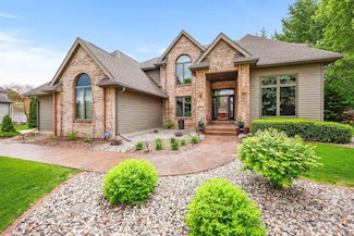 1905 Steven St, Sun Prairie, WI 53590