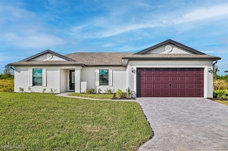 840 General D MacArthur Ave, Labelle, FL 33935