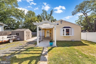 35 S Clinton Ave, Maple Shade, NJ 08052