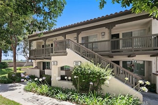 8718 E Indian Hills Rd Unit J, Orange, CA 92869