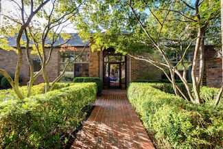 1 Riverbend Rd Unit S8, Little Rock, AR 72202