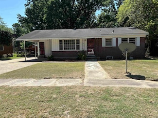 431 Laughrun Dr, Forrest City, AR 72335