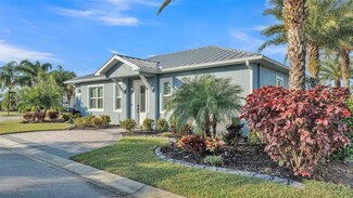 3287 Red Tail Hawk Dr, Polk City, FL 33868