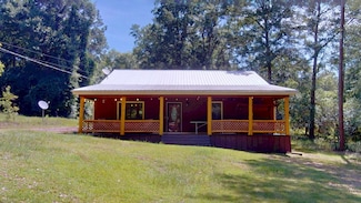 448 Dry Lake Rd, Luverne, AL 36049