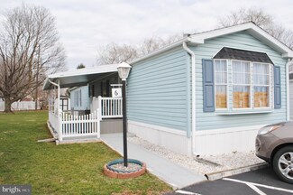 6 Countryside Dr, Gordonville, PA 17529