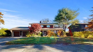 10 Novella St, Lewiston, ME 04240