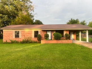 116 Gladney St, Houston, MS 38851