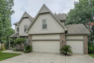 1411 NE 80th St, Kansas City, MO 64118