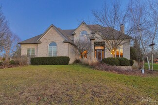 10718 Red Hawk Ln, Spring Grove, IL 60081