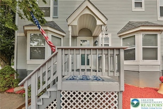 1250 Forest Rd, Whitehall, PA 18052