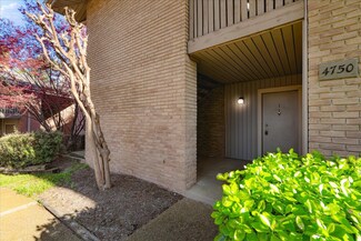 4750 Oakbrook Ct Unit 1, Memphis, TN 38117