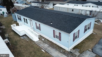 89 Austin Dr, Grantville, PA 17028