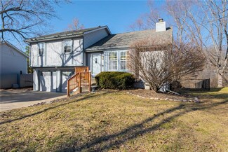 1424 N Mart-Way Dr, Olathe, KS 66061