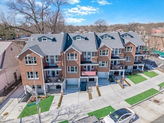 37-08 Francis Lewis Blvd, Flushing, NY 11361