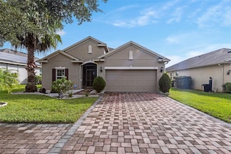 528 Bridgeford Crossing Blvd, Davenport, FL 33837