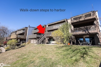 2700 N Shore Dr Unit G24, Clear Lake, IA 50428