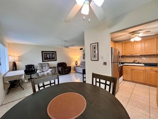 160 Bedford G, West Palm Beach, FL 33417