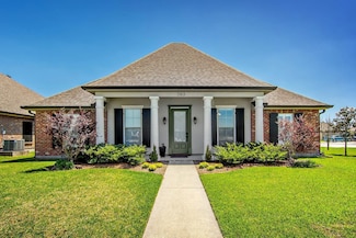 263 Port Royal Way, Houma, LA 70360
