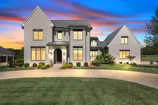 1401 Drakes Ridge Ln, Bowling Green, KY 42103