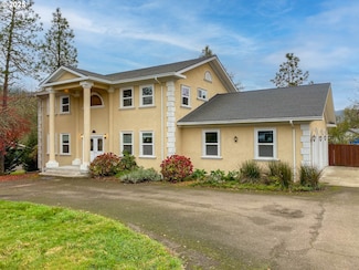 3133 NE Douglas Ave, Roseburg, OR 97470