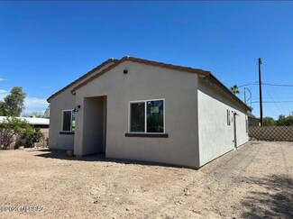 2871 W Bird Rd, Tucson, AZ 85746