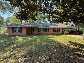 611 E Louisiana Ave, Vivian, LA 71082