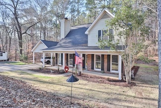 1236 Martin Rd, Hamilton, GA 31811