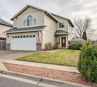 847 Virginia Dr, Central Point, OR 97502